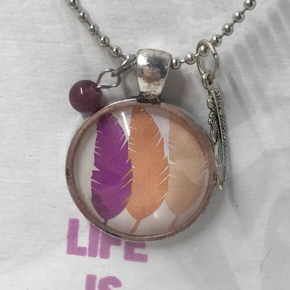 NEW Pendent Necklace with a  photo of feather and 2 charms; silver 18" chain - Picture 2 of 7